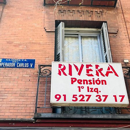 Pension Rivera มาดริด ภายนอก รูปภาพ
