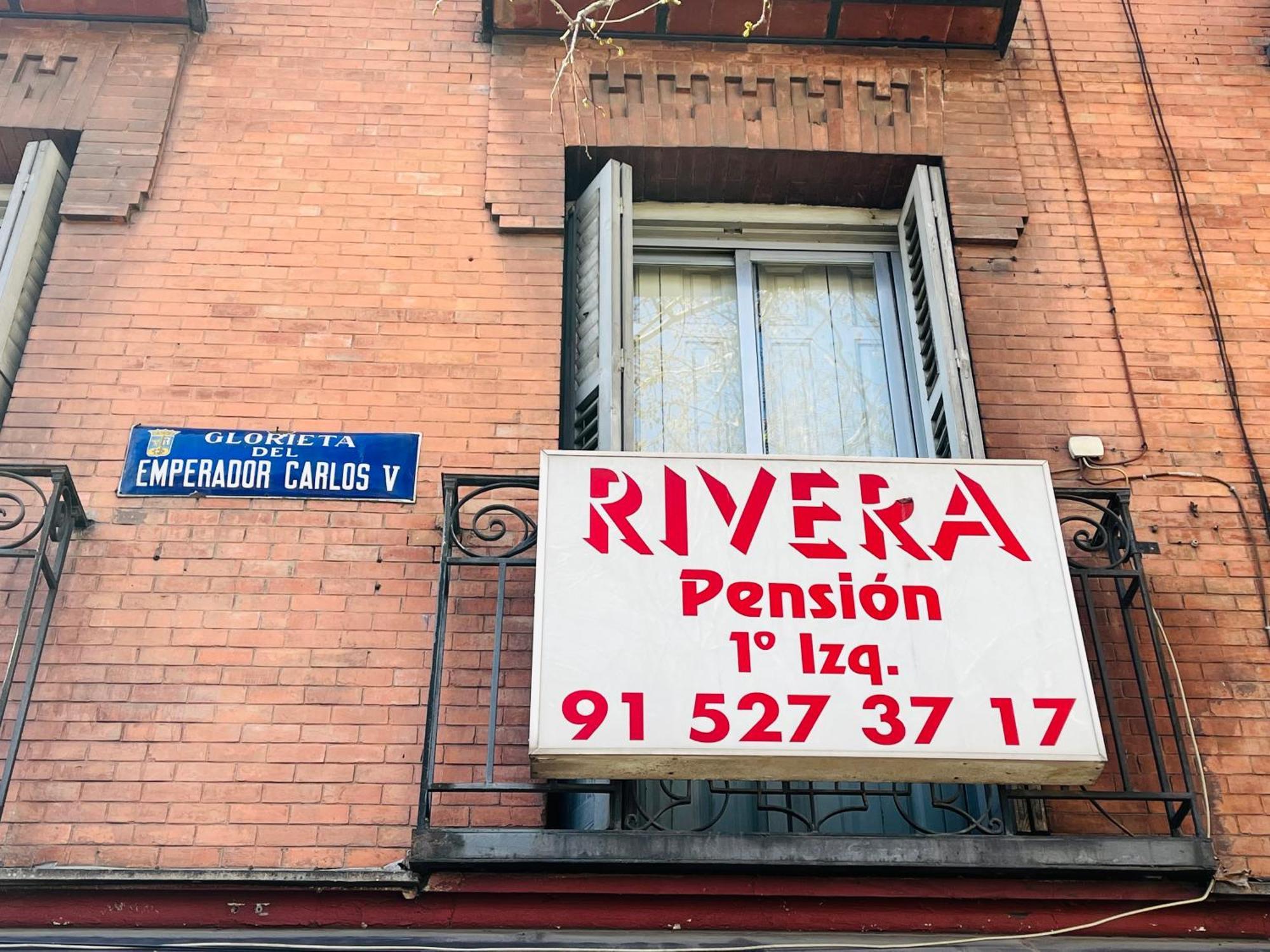 Pension Rivera มาดริด ภายนอก รูปภาพ